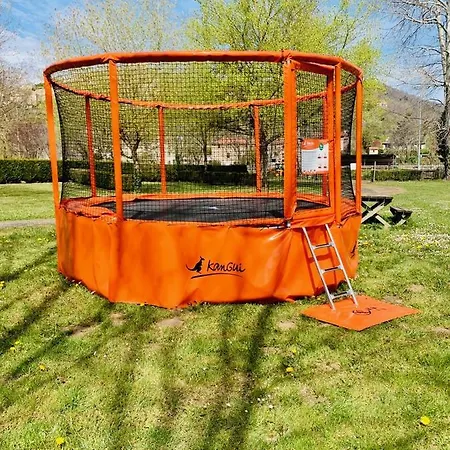 Camping Le Pre Montaigut-le-Blanc (Puy-de-Dome)
